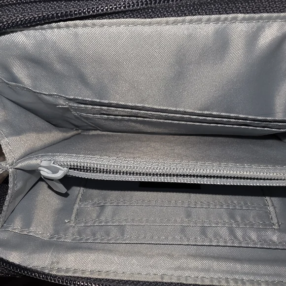 VERA BRADLEY Crossbody RFID Wallet Dark Gray w/Floral Pattern - Picture 5 of 11